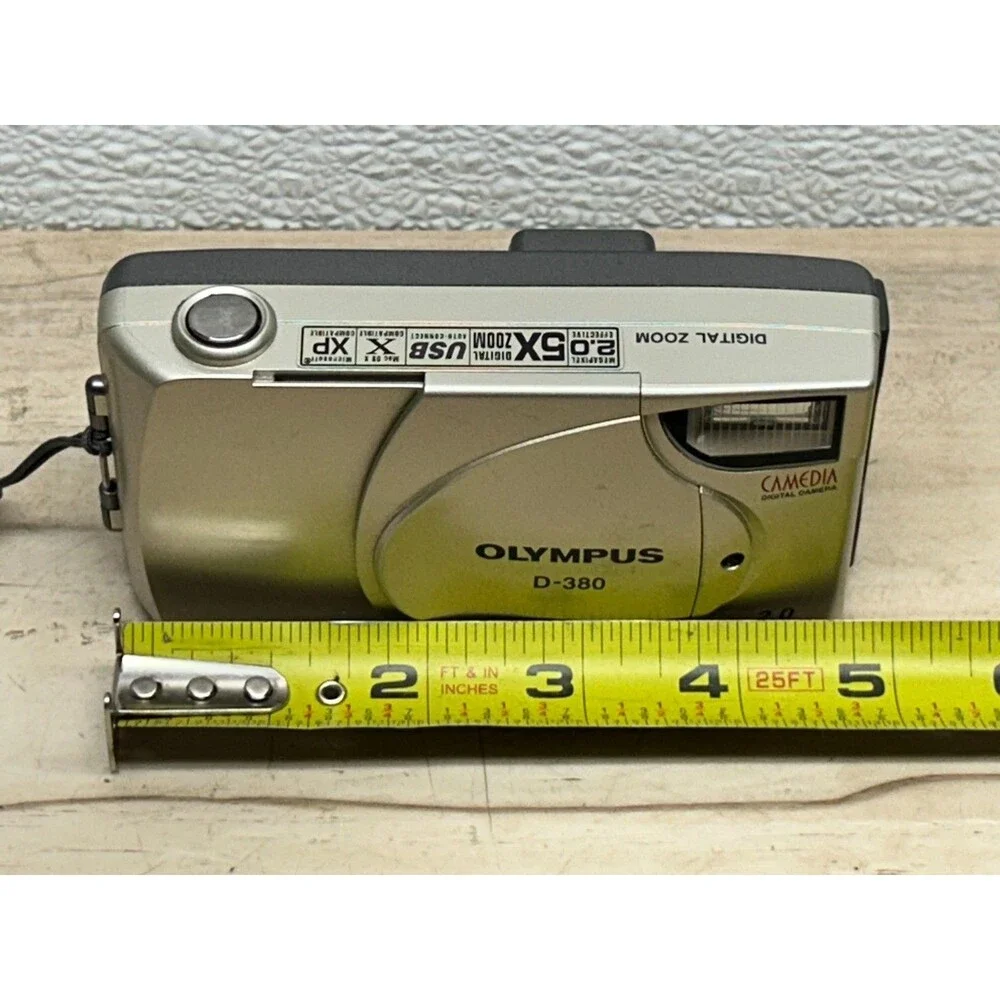Olympus D-380 2002 Camedia Digital Camera 2.0 Megapixel